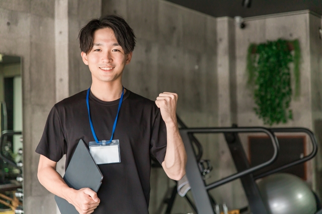 ガッツポーズのスタッフ2