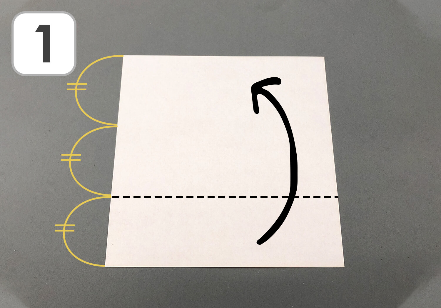 園児も簡単に作れる 折り紙で作るきのこの折り方 アレンジもご紹介 Lalaほいく ららほいく