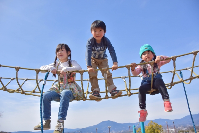 年齢の異なる子どもたち