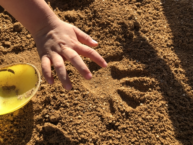 砂遊びをもっと楽しもう！砂遊び保育【メリット・ねらい・アイデア